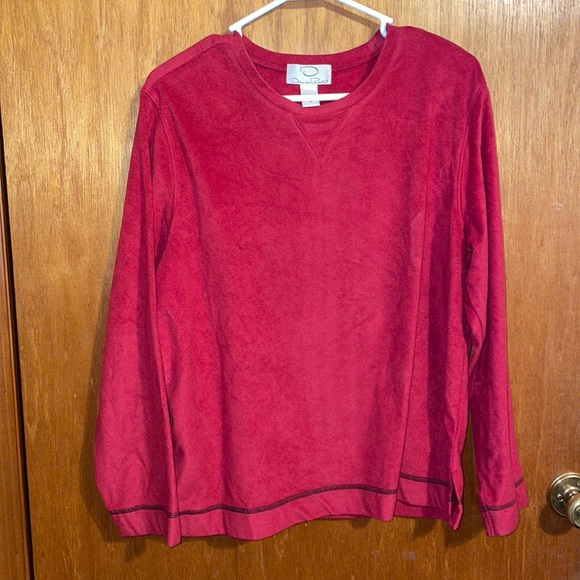 •OSCAR DE LA RENTA•RED VELOUR SWEATSHIRT BLACK CONTRAST STITCHING SIZE MEDIUM - Picture 3 of 5